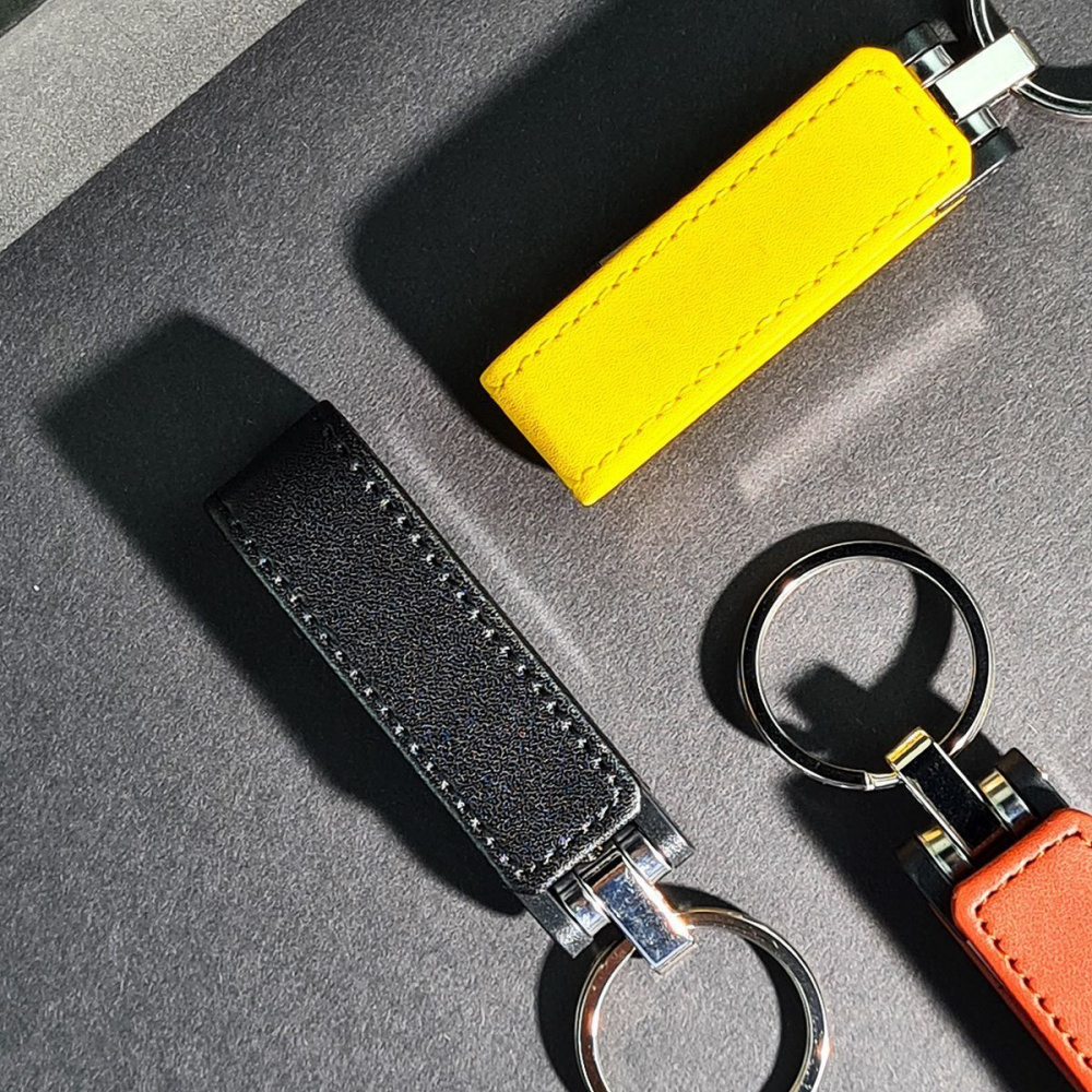 USB флеш-накопитель Leather Type With Ring 64GB (USB 3.0) - фото 3